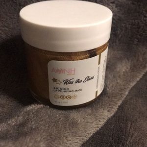 Kiss The Stars 24K Gold Lip Pluming Mask